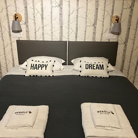 Bergui Guesthouse - Em Guimaraes Desde 2017 Eksteriør billede